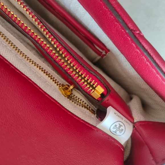 Tory Burch Red and Gold Chevron Shoulder Bag - Picture 10 of 14